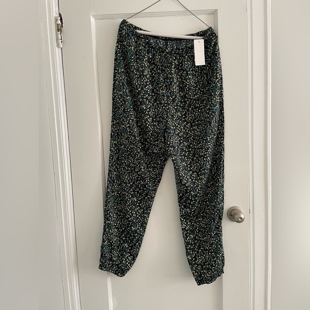 NWT Uniqlo satin-like pants, sz XL